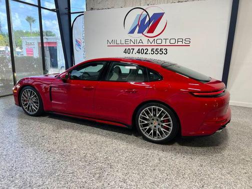 2025 Porsche Panamera E-Hybrid 4S