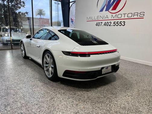 2023 Porsche 911 Carrera