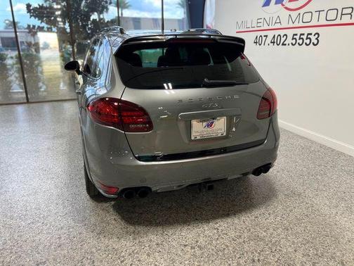 2014 Porsche Cayenne GTS