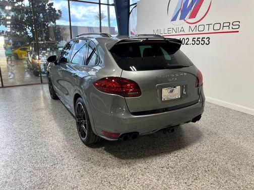 2014 Porsche Cayenne GTS