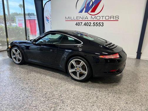 2016 Porsche 911 Black Edition