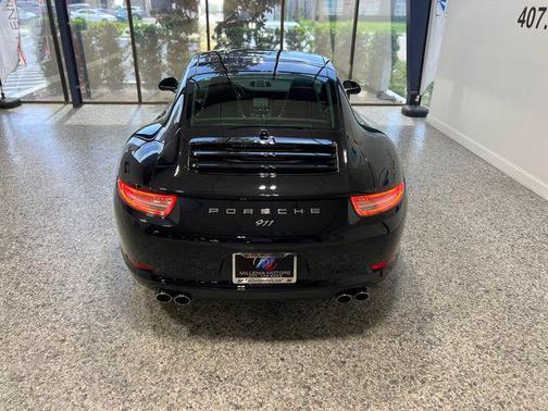 2016 Porsche 911 Black Edition