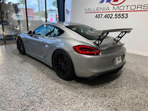 2016 Porsche Cayman GT4