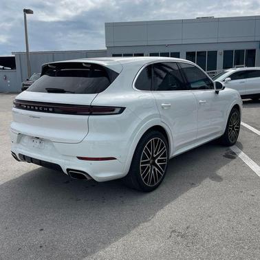 2024 Porsche Cayenne Cayenne