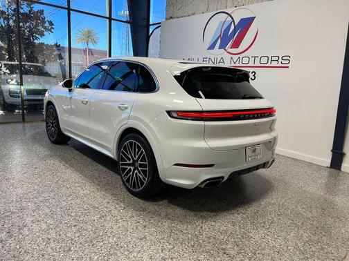 2024 Porsche Cayenne Cayenne