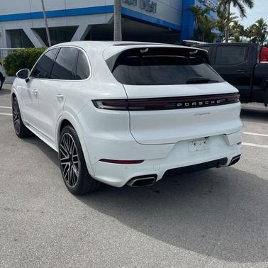 2024 Porsche Cayenne Cayenne