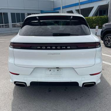 2024 Porsche Cayenne Cayenne
