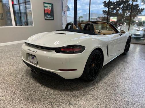 2017 Porsche 718 Boxster S