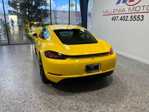 2018 Porsche 718 Cayman Base