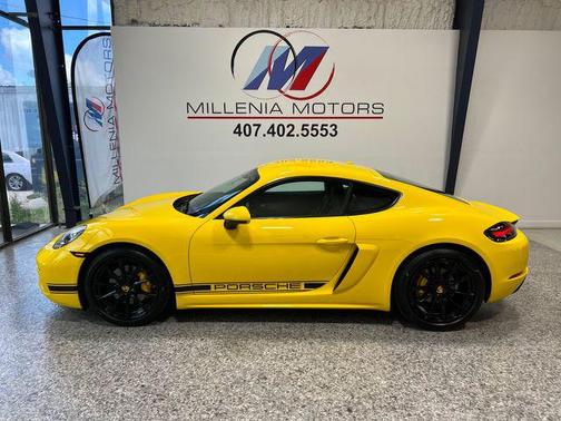 2018 Porsche 718 Cayman Base