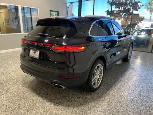 2020 Porsche Cayenne Base