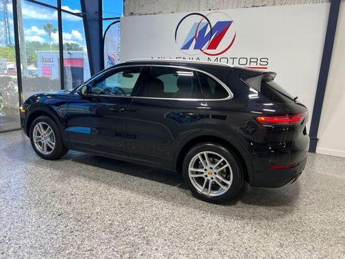 2020 Porsche Cayenne Base