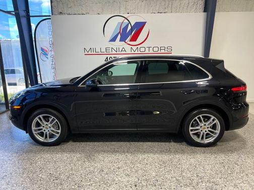 2020 Porsche Cayenne Base