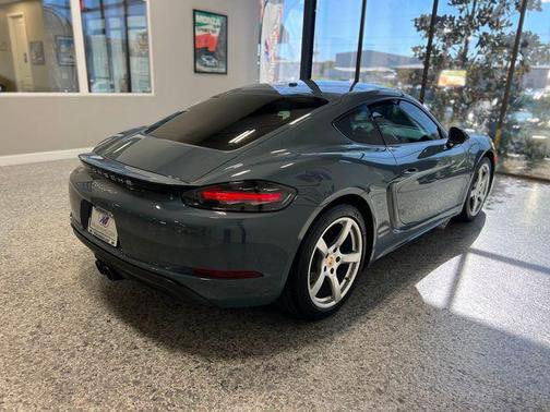 2018 Porsche 718 Cayman Base