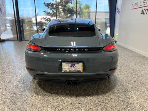 2018 Porsche 718 Cayman Base
