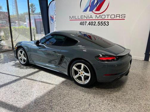 2018 Porsche 718 Cayman Base