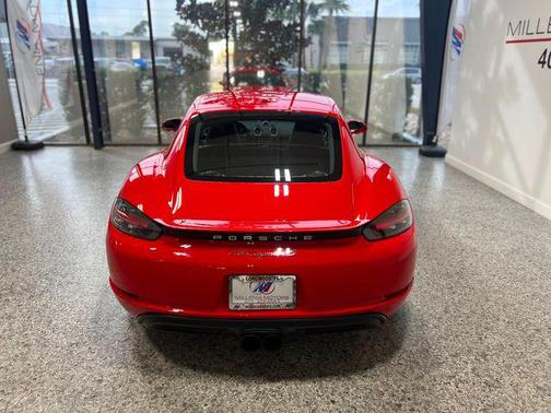 2018 Porsche 718 Cayman S