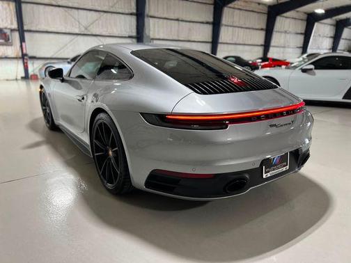 2023 Porsche 911 Carrera T