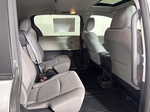 Celestial Silver Metallic 2022 Toyota Sienna LE 8 PASSENGER
