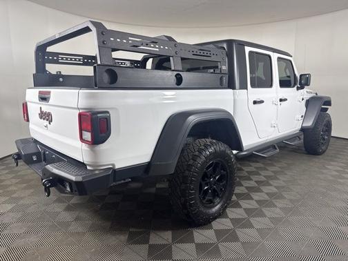 Bright White Clearcoat 2022 Jeep Gladiator RUBICON