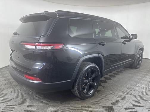 2021 Jeep Grand Cherokee LAREDO