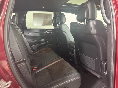 2021 Jeep Grand Cherokee LAREDO