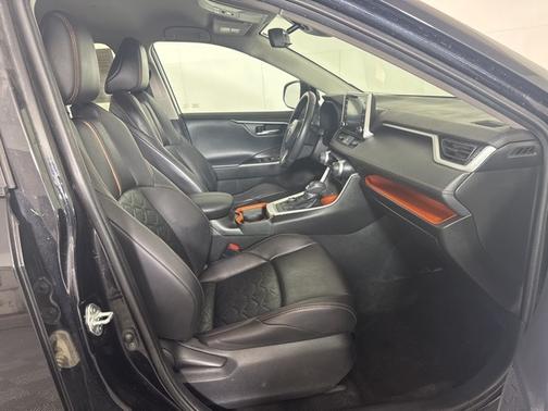 2021 Toyota RAV4 ADVENTURE