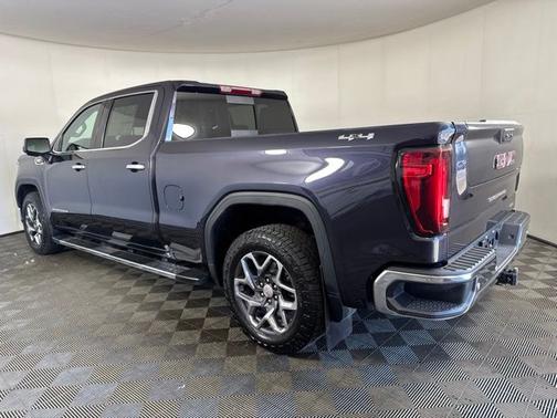 Titanium Rush Metallic 2022 GMC Sierra 1500 SLT