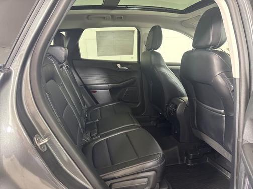 CARBONIZED GRAY 2022 Ford Escape TITANIUM