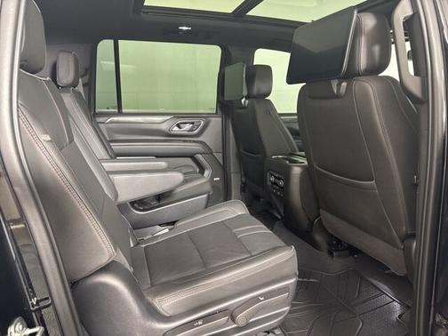 2022 Chevrolet Suburban RST