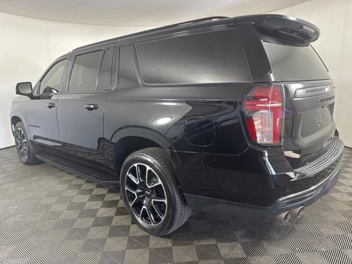 2022 Chevrolet Suburban RST