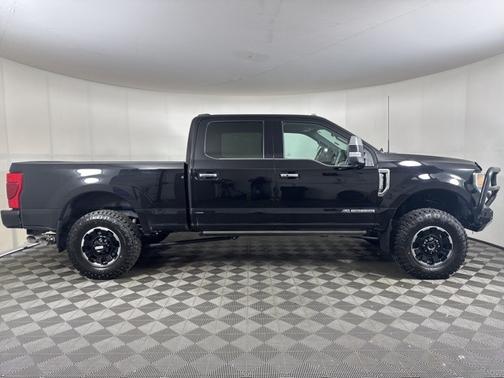 2022 Ford F-350 PLATINUM