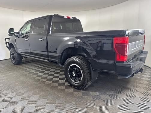 2022 Ford F-350 PLATINUM