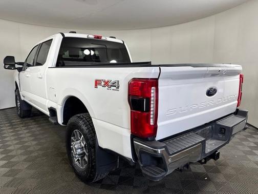 STAR WHITE 2024 Ford F-350 LARIAT SUPER DUTY