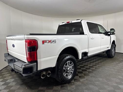 STAR WHITE 2024 Ford F-350 LARIAT SUPER DUTY