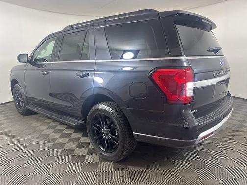 DARK MATTER PC 2024 Ford Expedition XLT