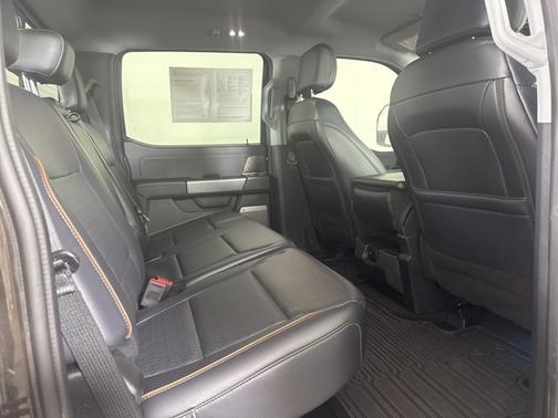 2025 Ford F-350 LARIAT SUPER DUTY