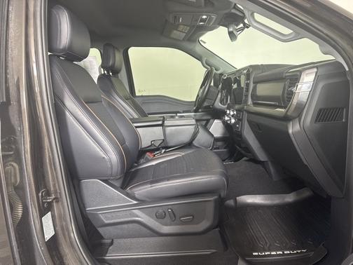 2025 Ford F-350 LARIAT SUPER DUTY