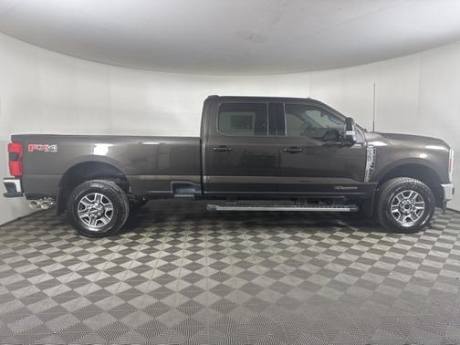 2025 Ford F-350 LARIAT SUPER DUTY