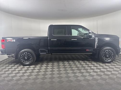 2024 Ford F-350 PLATINUM