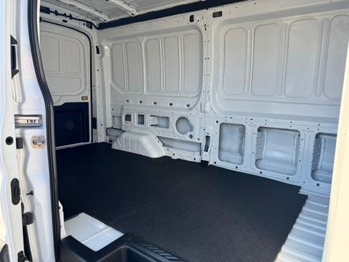 2024 Ford Transit-150 148 WB MEDIUM ROOF CARGO