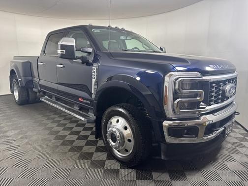 2025 Ford F-450 LARIAT DRW