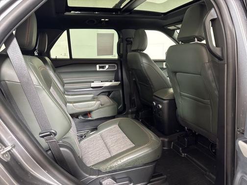 CARBONIZED GRAY METALLIC 2022 Ford Explorer TIMBERLINE