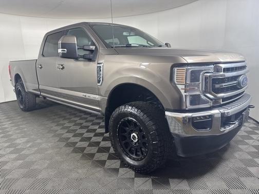 2022 Ford F-350 LARIAT SUPER DUTY