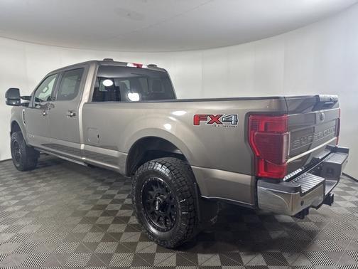 2022 Ford F-350 LARIAT SUPER DUTY