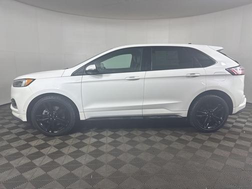 2022 Ford Edge ST