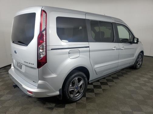 2023 Ford Transit Connect TITANIUM