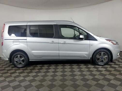 2023 Ford Transit Connect TITANIUM