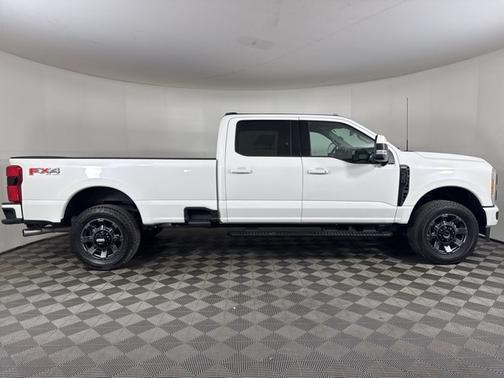 2023 Ford F-350 LARIAT SUPER DUTY