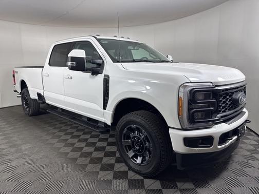 2023 Ford F-350 LARIAT SUPER DUTY